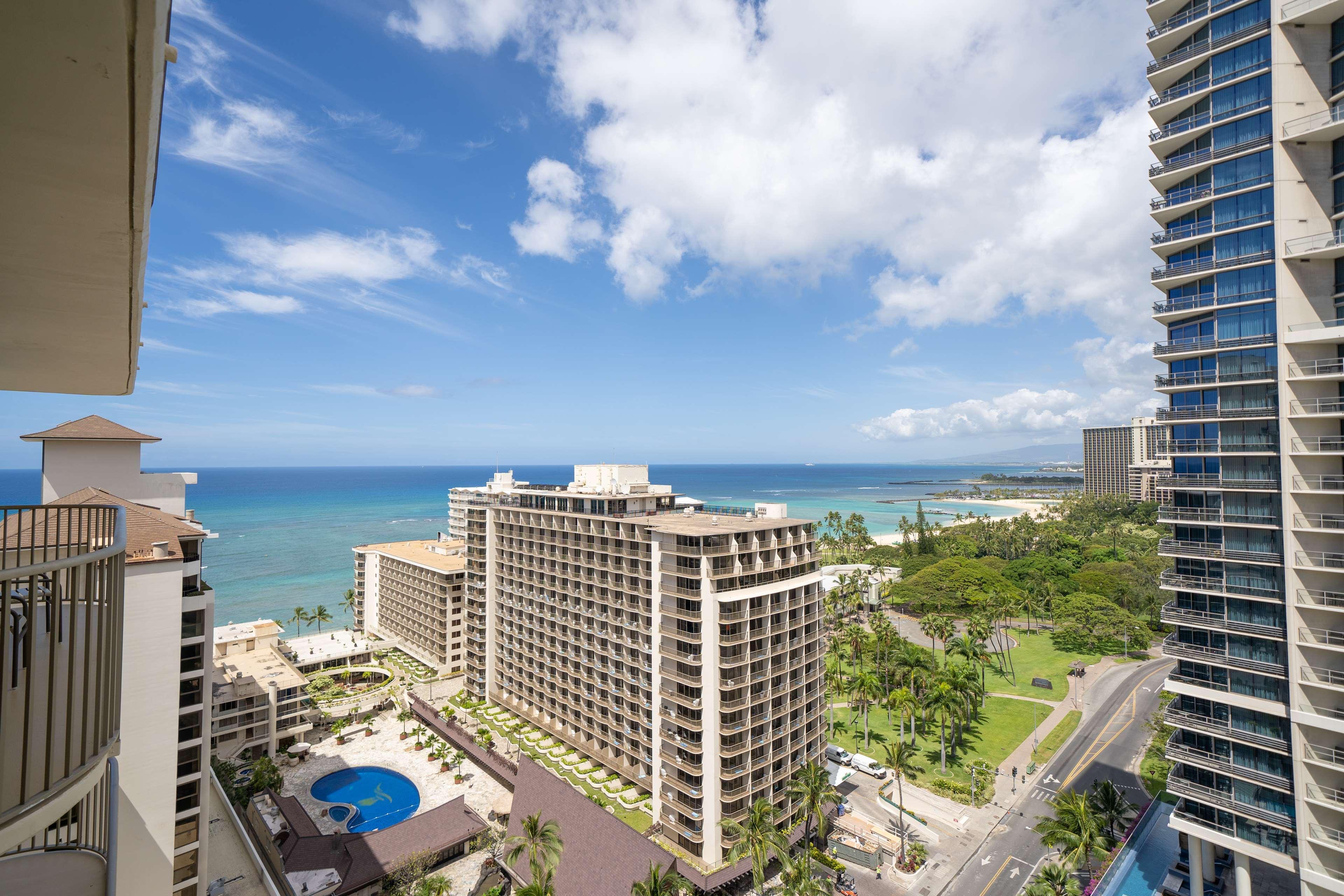Embassy Suites By Hilton Waikiki Beach Walk Honolulu Exteriör bild