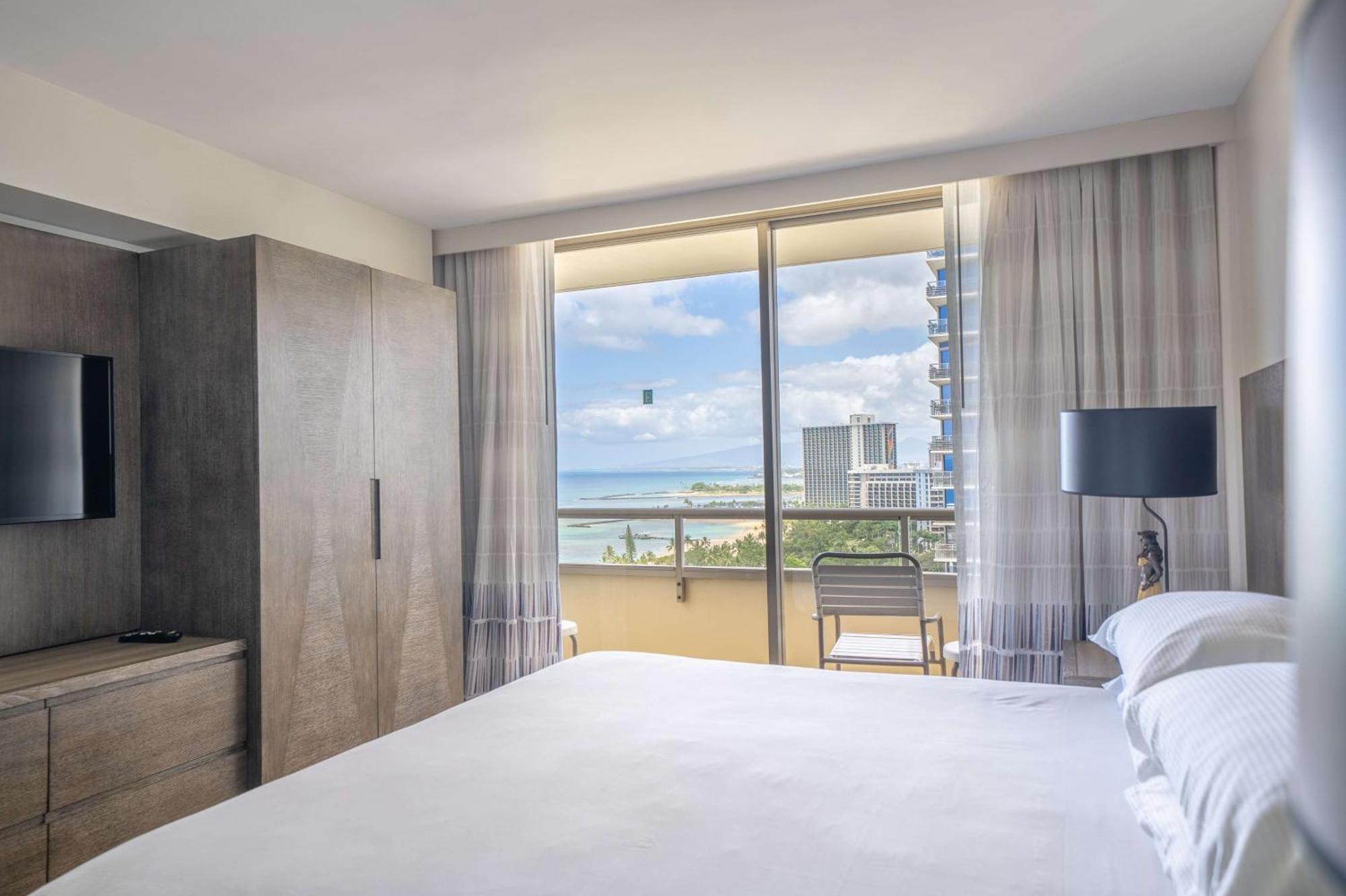 Embassy Suites By Hilton Waikiki Beach Walk Honolulu Exteriör bild