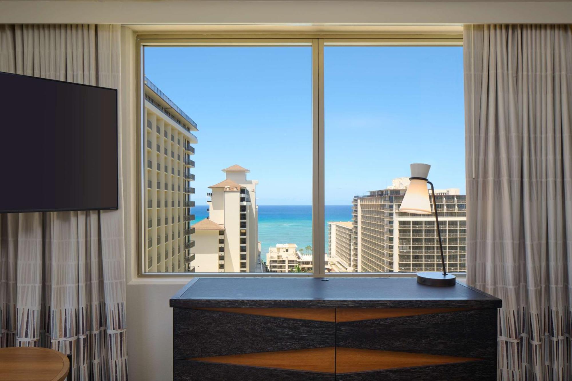Embassy Suites By Hilton Waikiki Beach Walk Honolulu Exteriör bild